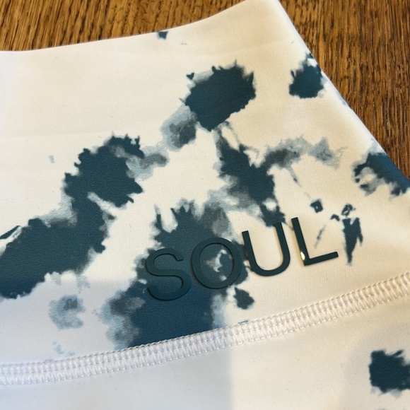 NWT Soul Women’s Leggings White and Blue Size Medium - Picture 4 of 6
